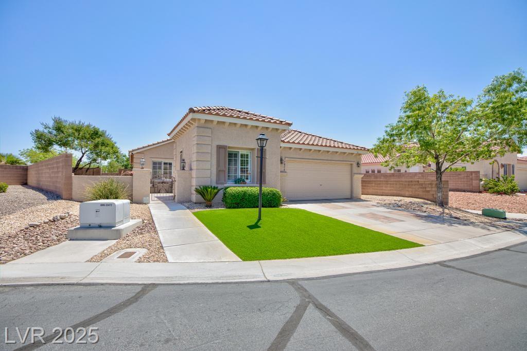 7816 Glowing Peak ST