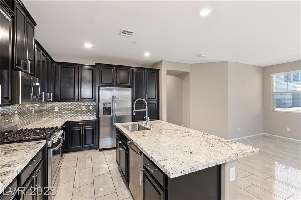 4 Lomita Heights DR