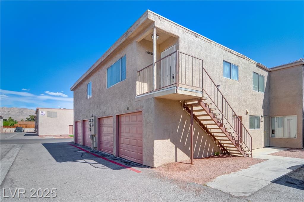 566 Roxella LN