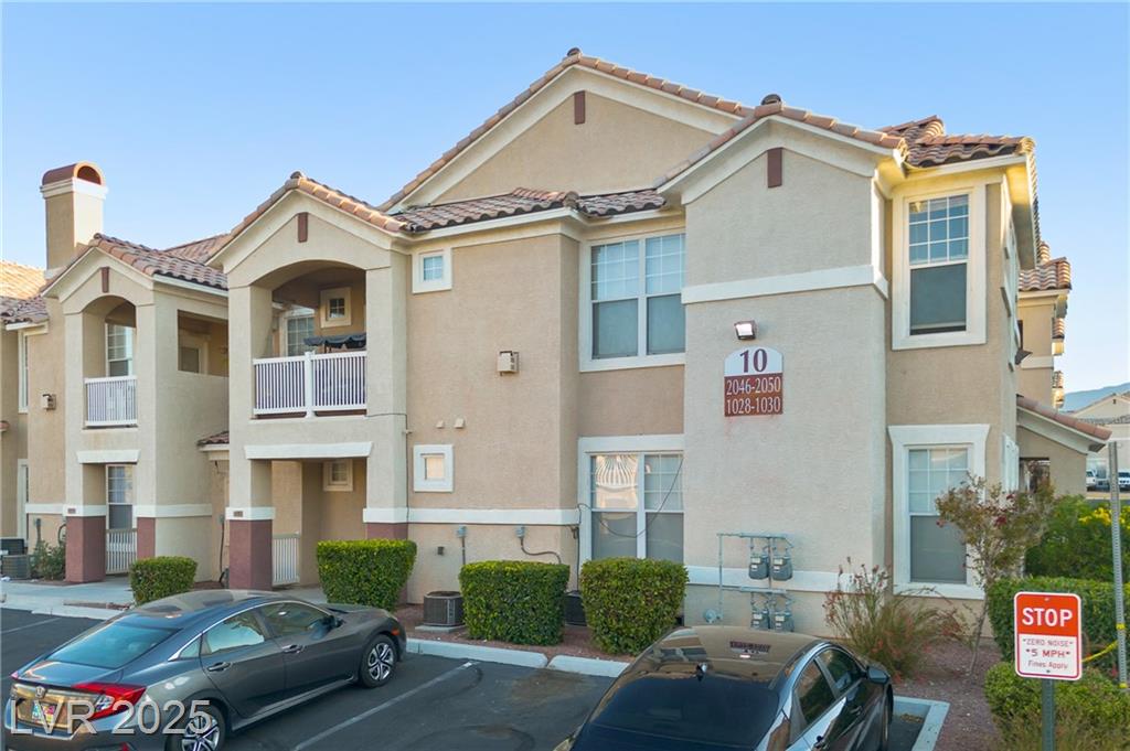 5855 VALLEY DR
