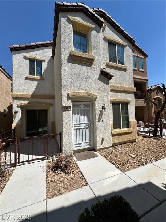 8941 Glass Gallery CT