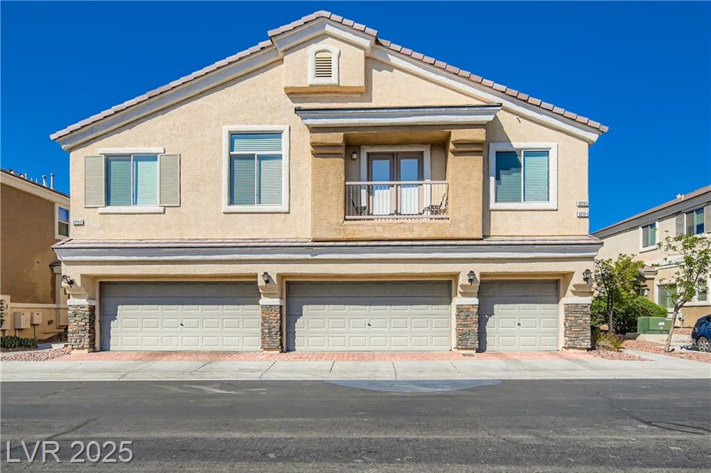 3213 Orange Orchid PL