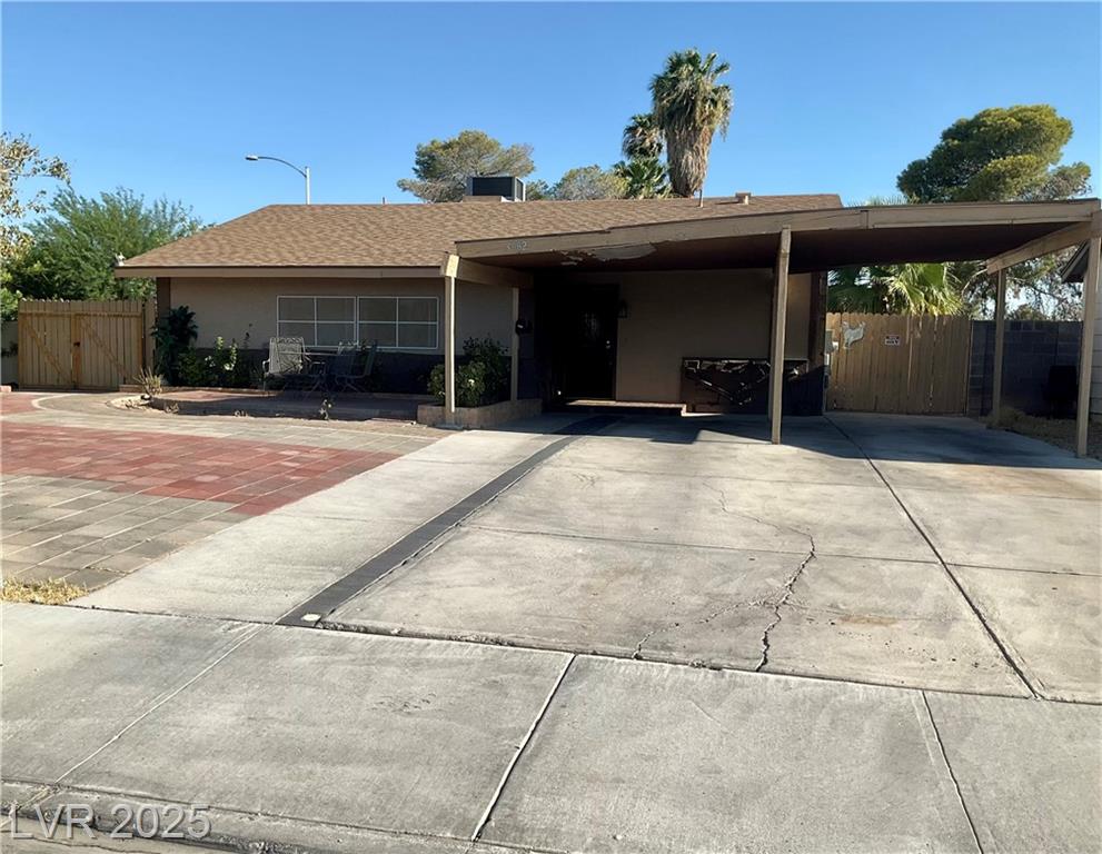 3982 Saguaro LN
