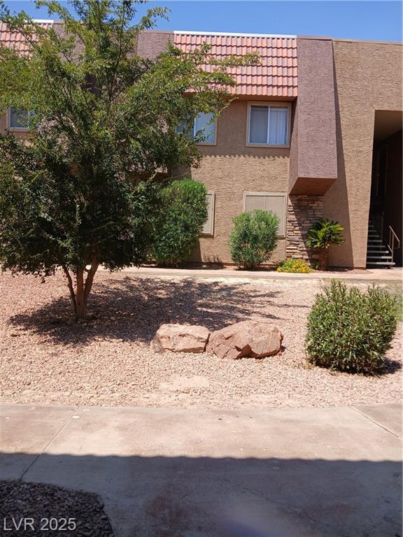5301 River Glen DR