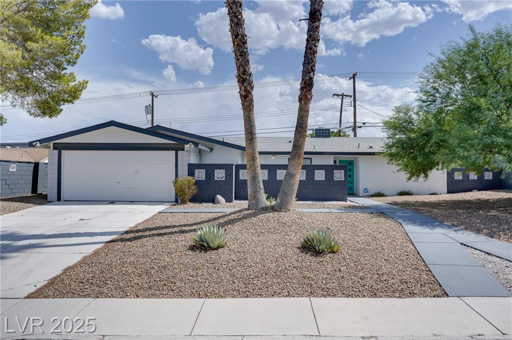 1531 Commanche DR