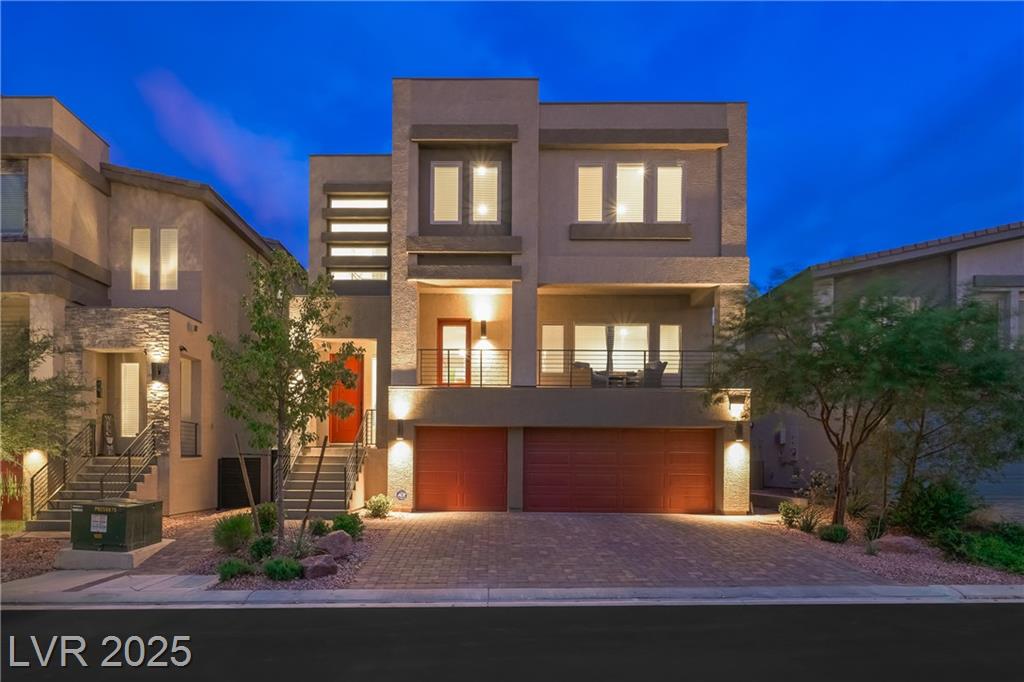 7085 Sunland Hills AVE