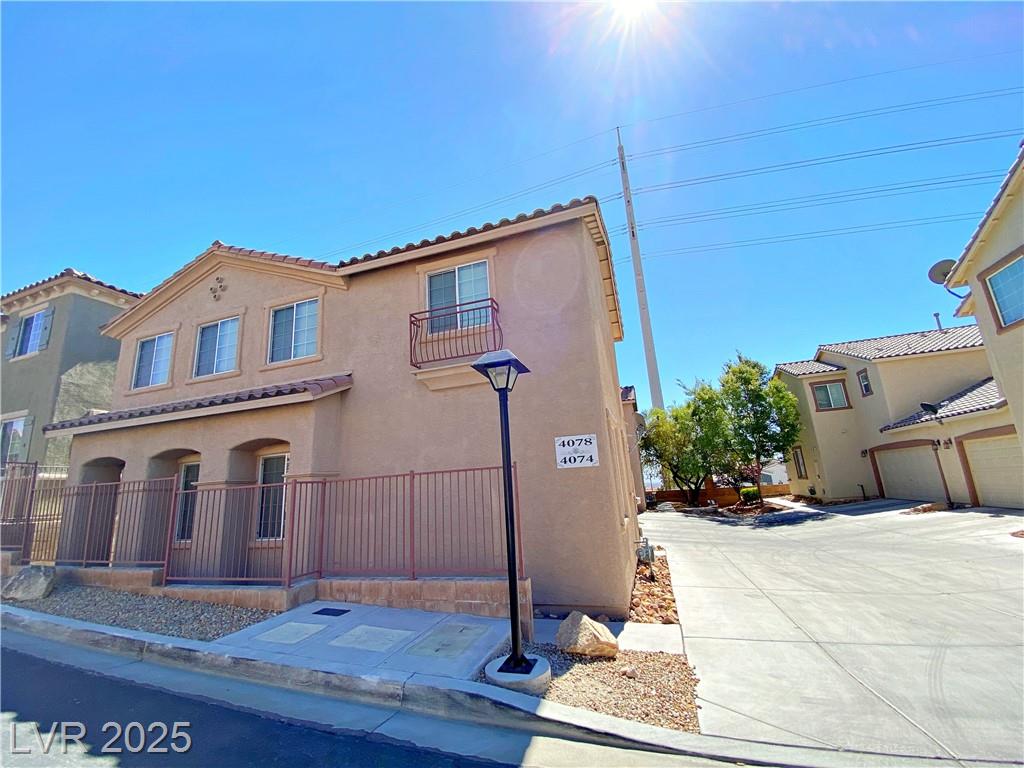 4074 Sparrow Rock ST
