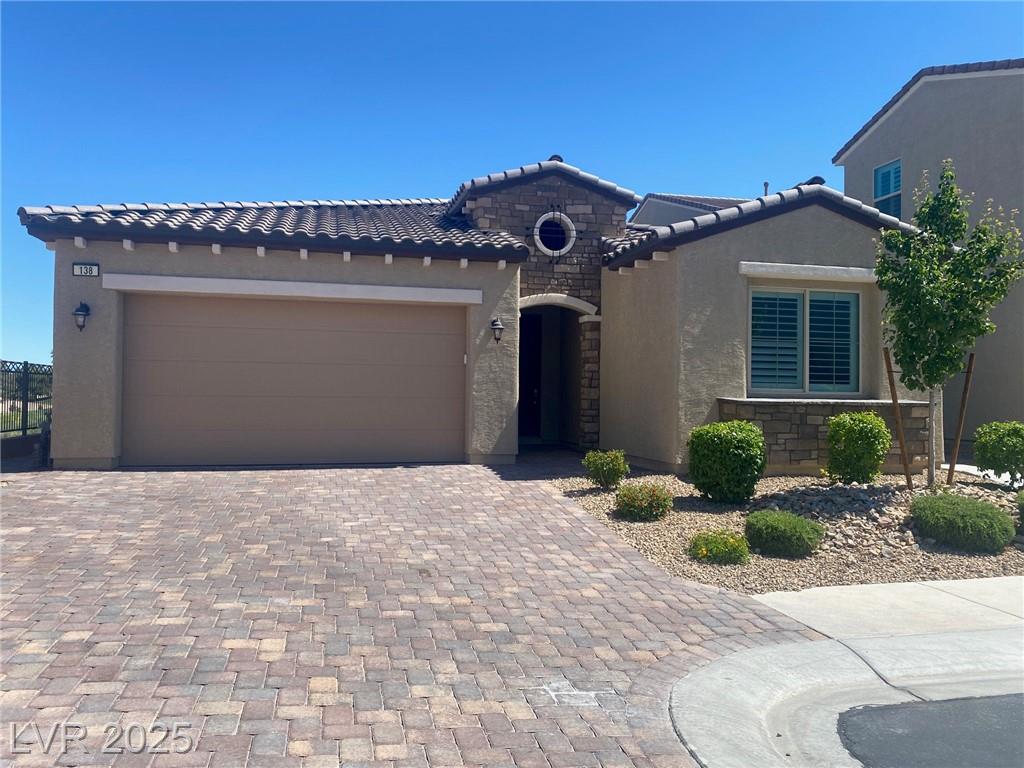 138 Short Grass AVE