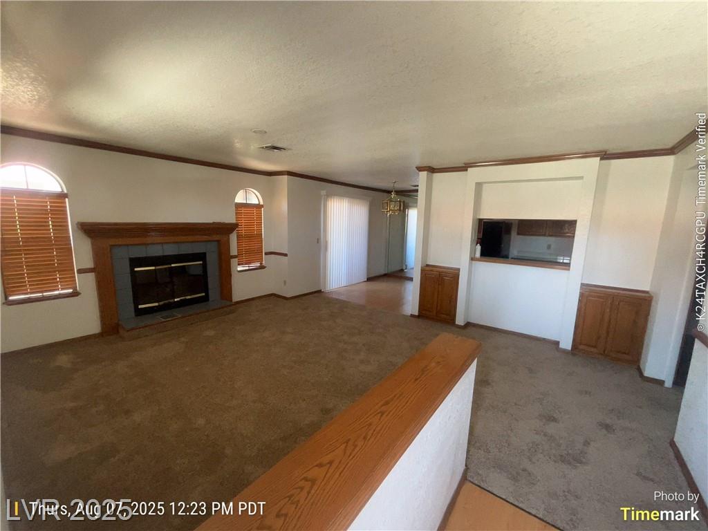 4049 Luzon WAY