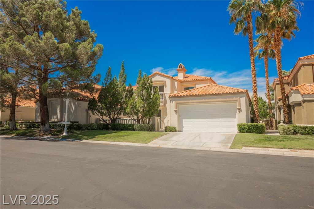 8330 Carmel Ridge CT