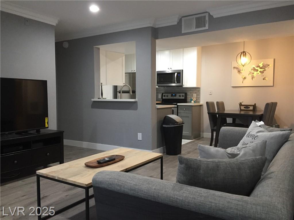 201 Mission Laguna LN