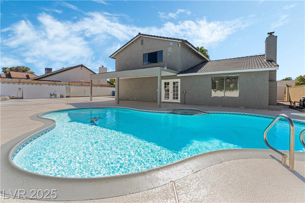 1300 Oak Tree LN