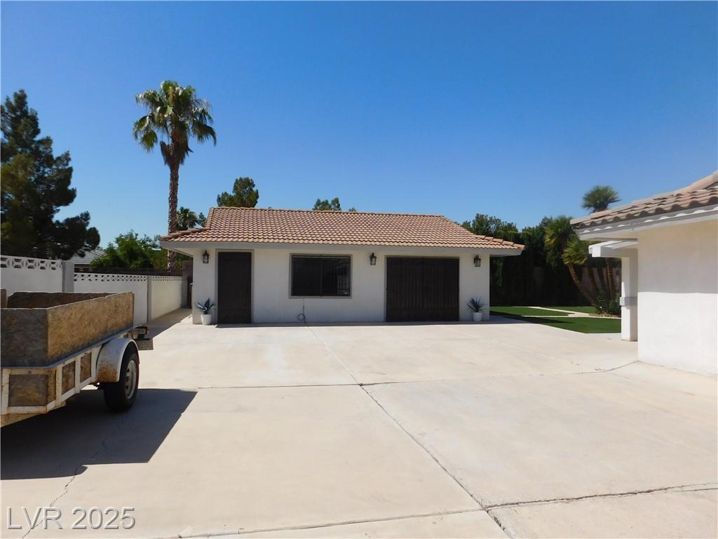 3335 Beam DR