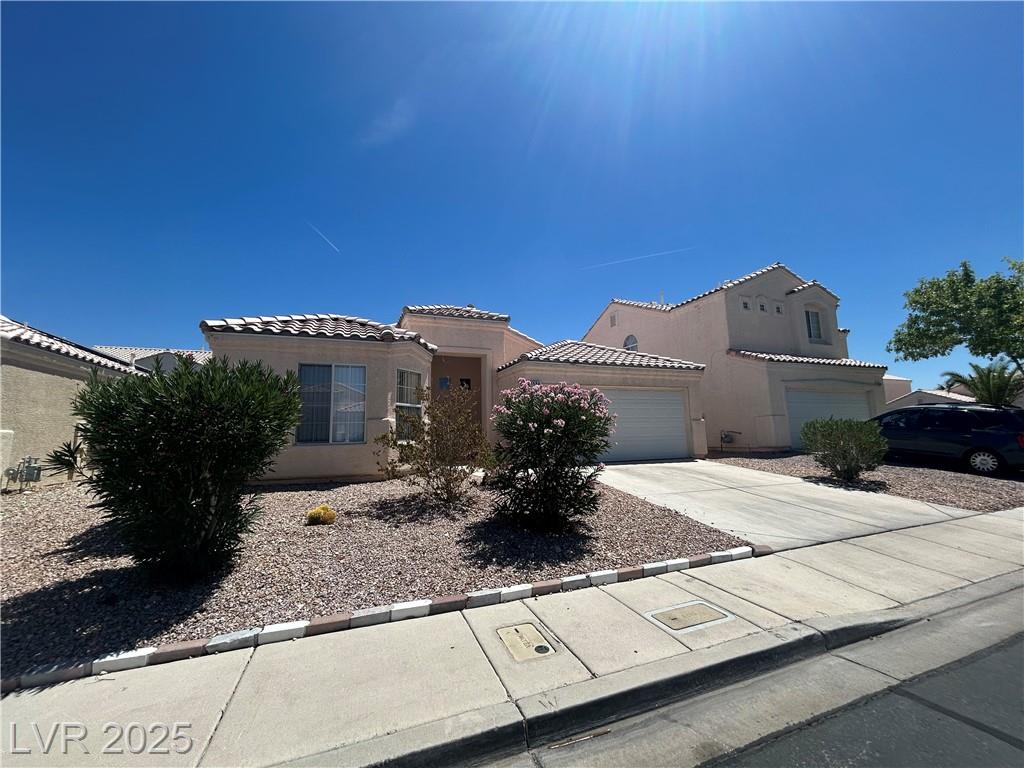1594 Raining Hills ST