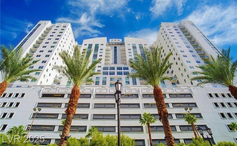 150 Las Vegas BLVD