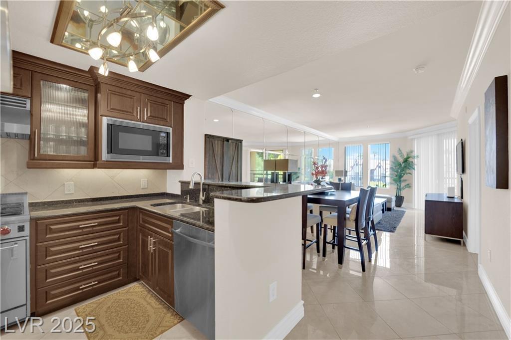 230 Flamingo RD