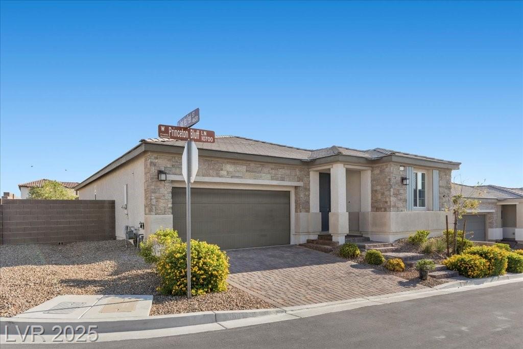 10776 Princeton Bluff LN