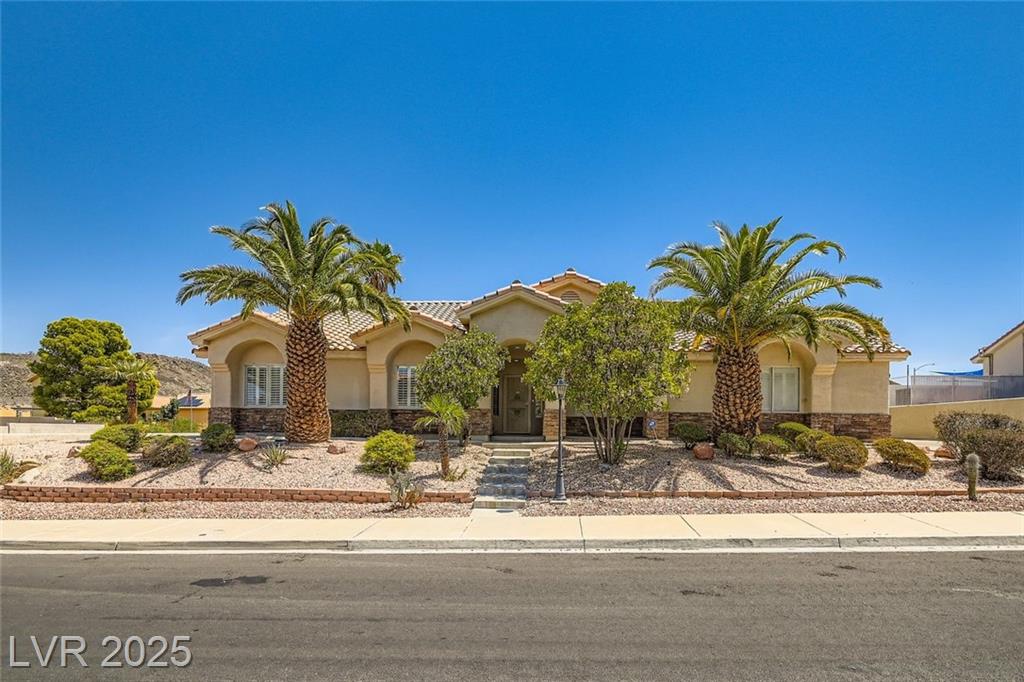 1037 Norellat RD
