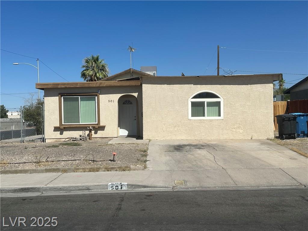 501 Slayton DR