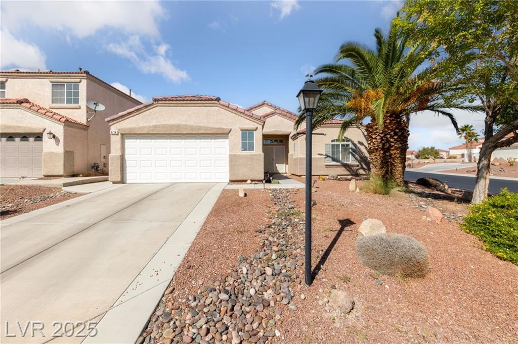 6714 Montezuma Castle LN