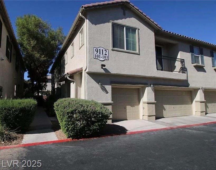 9112 Canoga Canyon CT