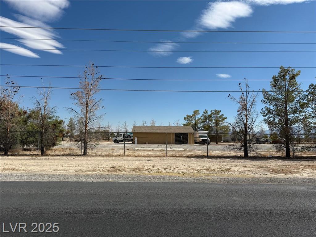621 Mesquite AVE