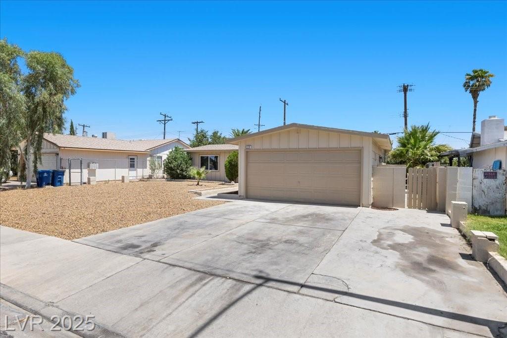 2132 Jeanne DR