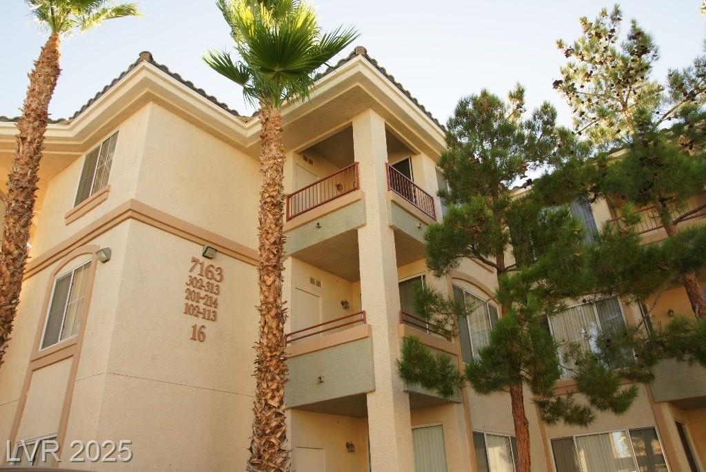 7163 Durango DR