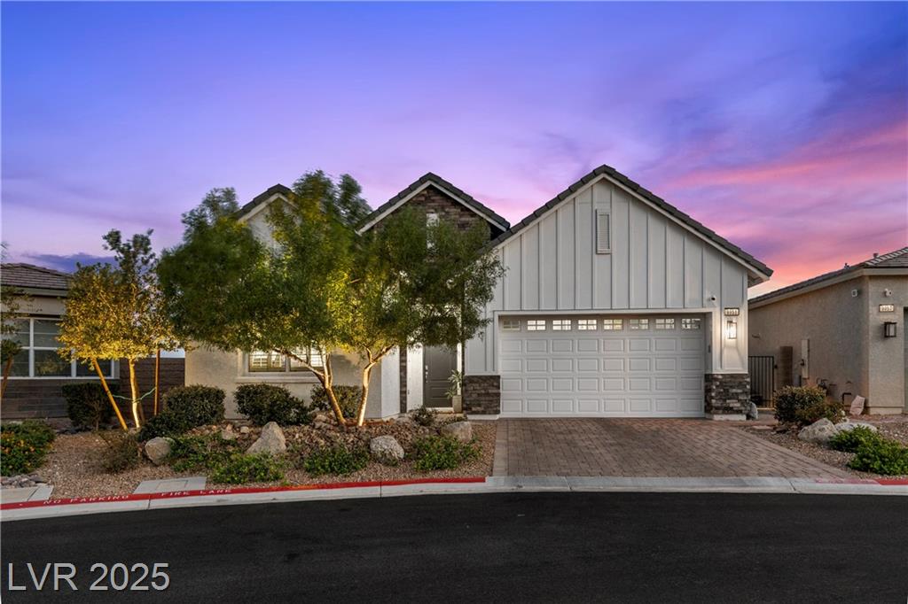 9951 Skye Gazer AVE
