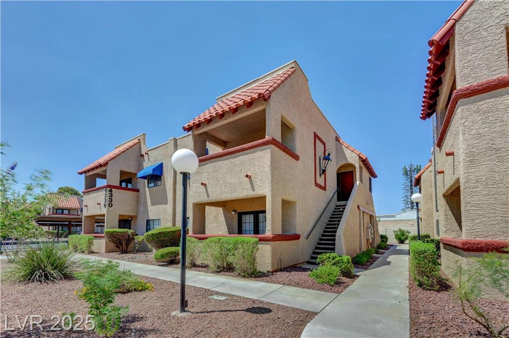 4330 Sanderling CIR