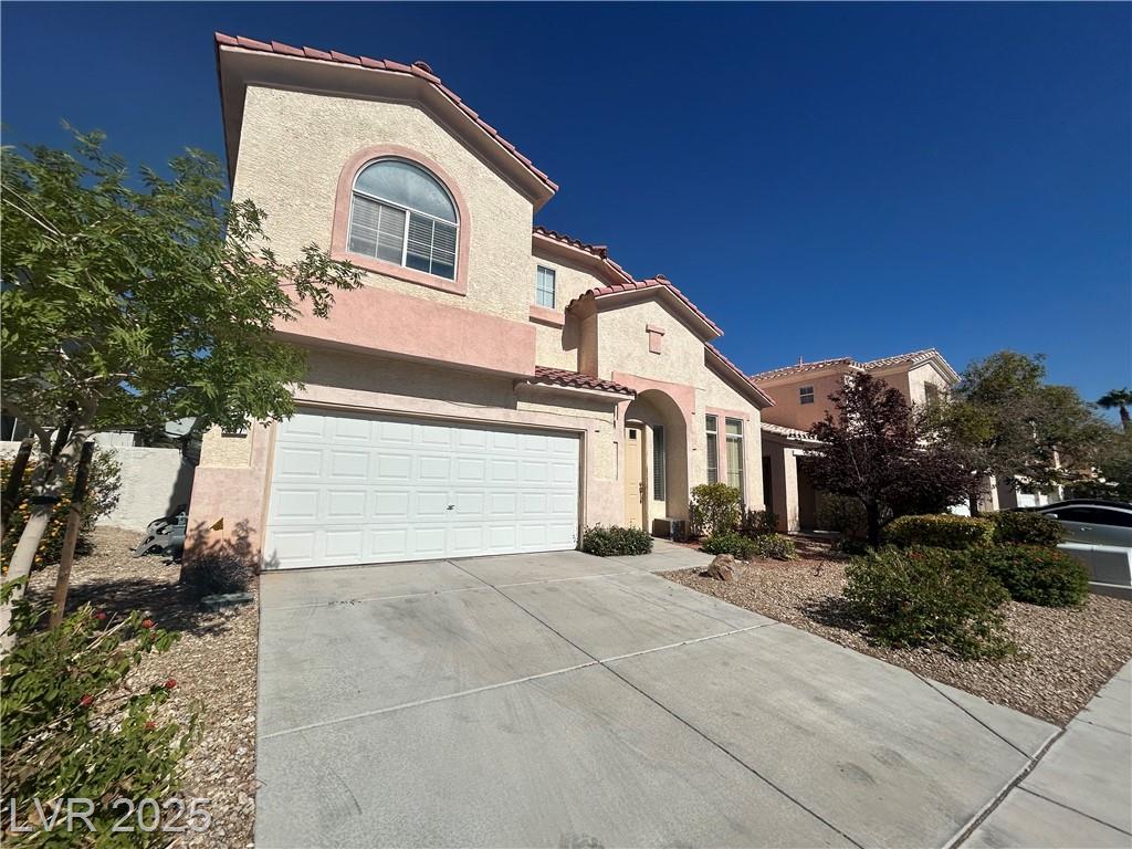 157 Lakewood Garden DR