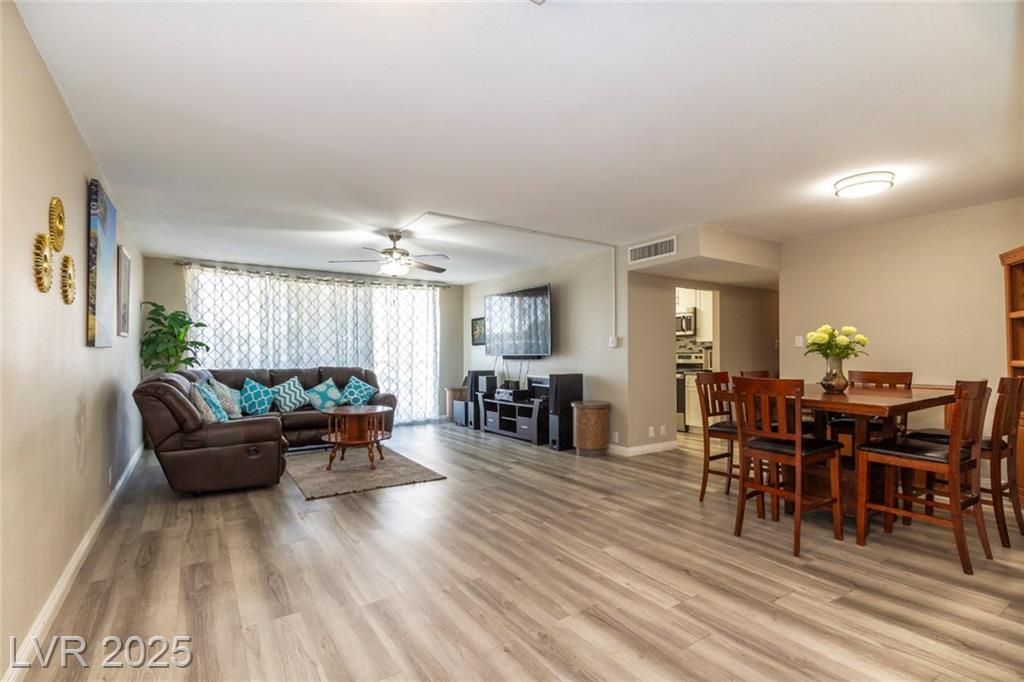 730 Royal Crest CIR