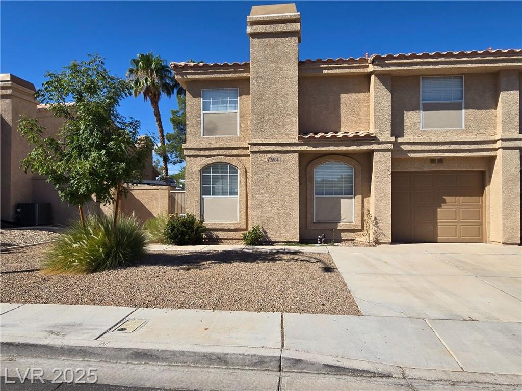 2804 Crystal Lantern DR