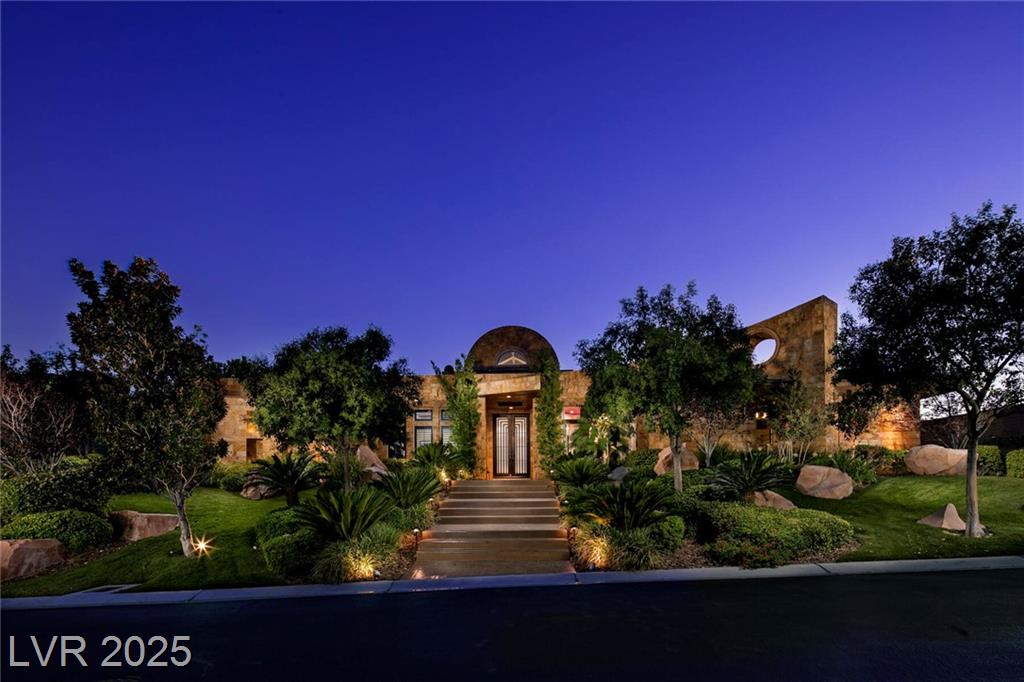 15 Golden Sunray LN