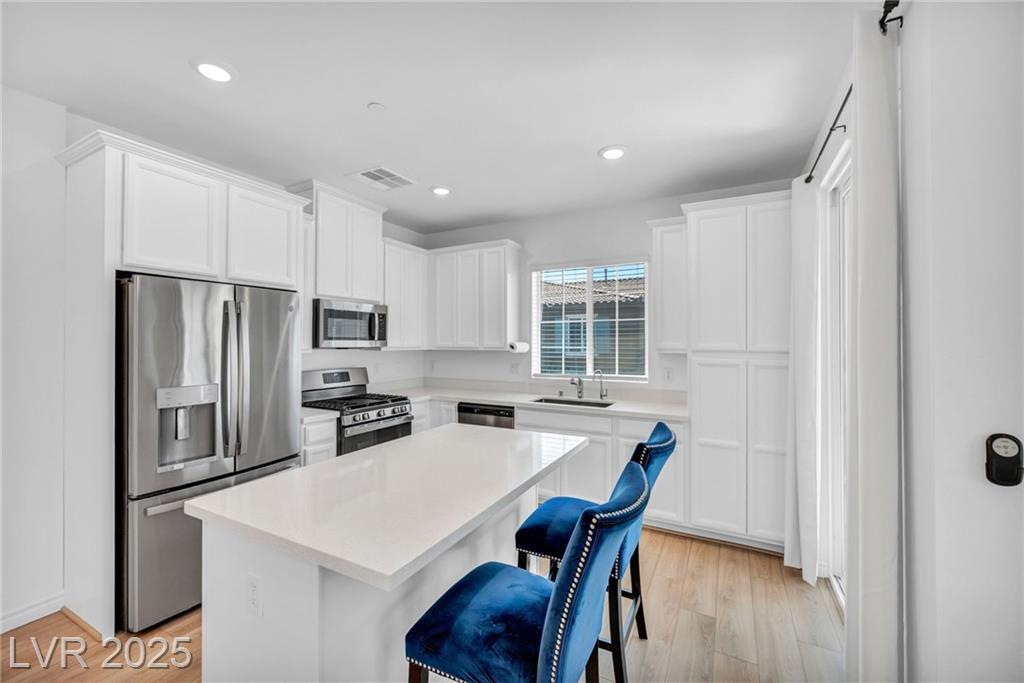 25 Barbara LN