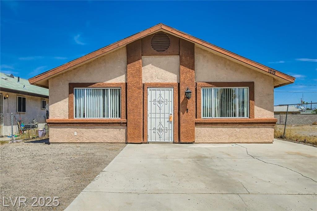 1212 Balzar AVE