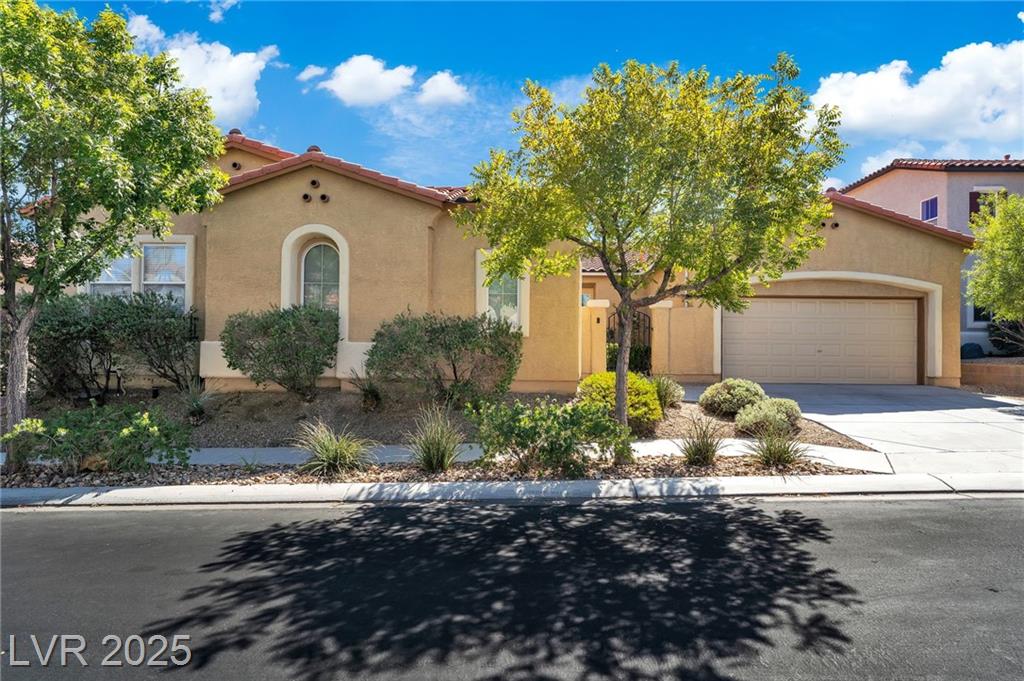 9341 Arrowhead Bluff AVE