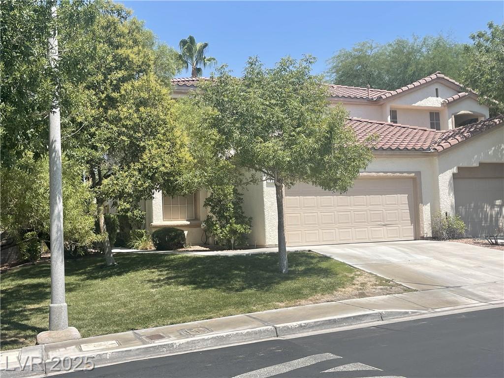 1136 SCENIC CREST DR
