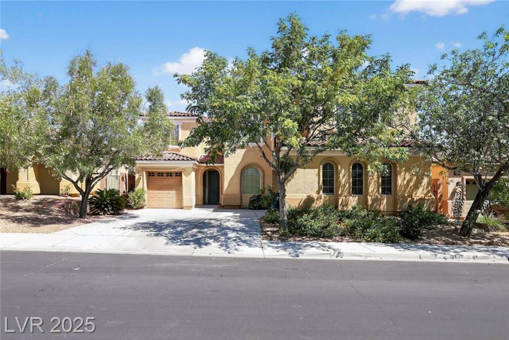 9336 White Waterfall AVE