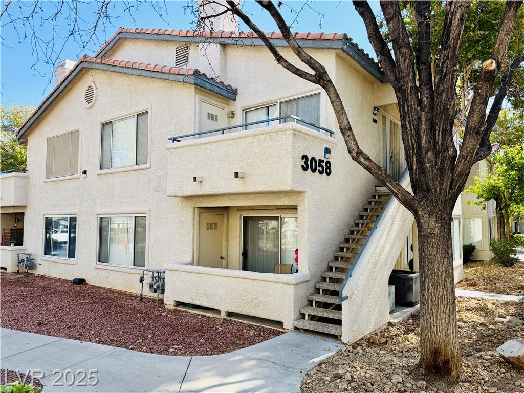 3058 Casey DR