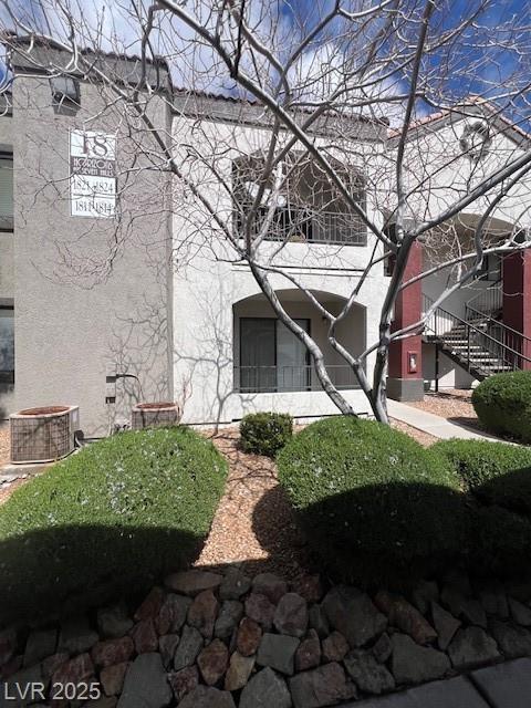 950 Seven Hills DR