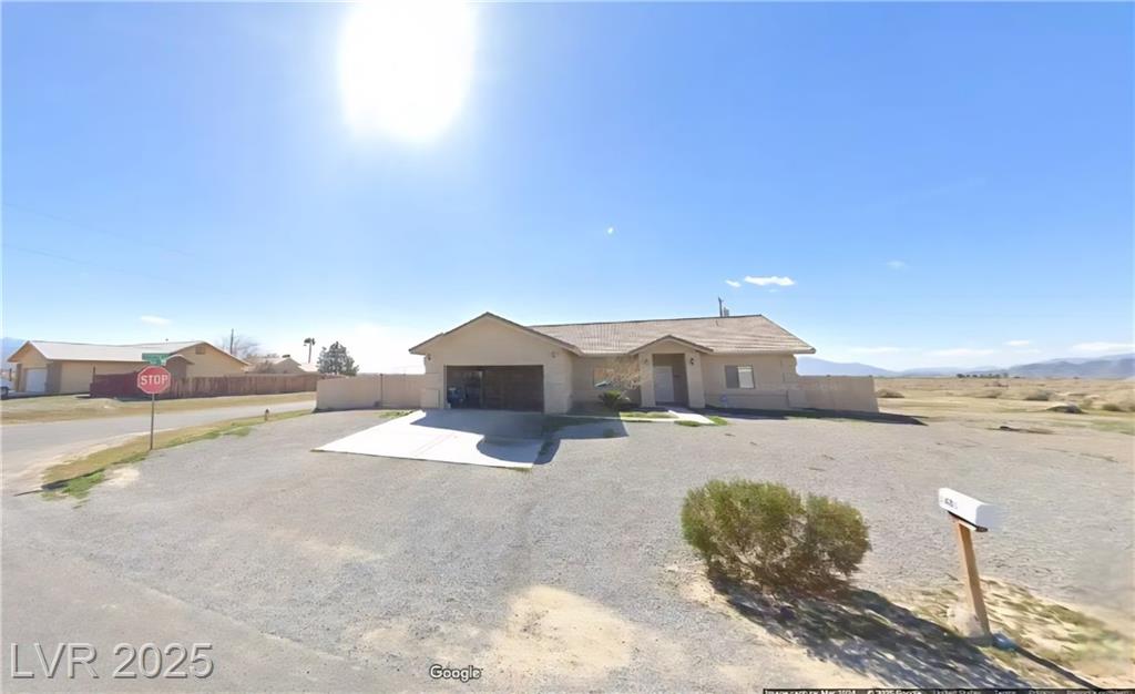 1481 Big Oak LN