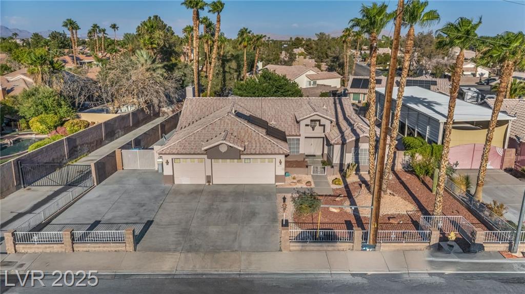 3757 Torrey Pines DR