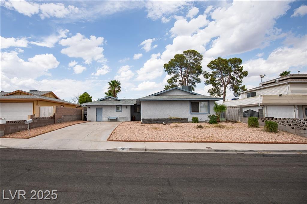 7112 Michael Collins PL
