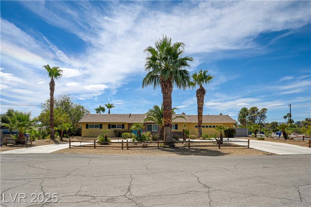 4669 Saddle PL
