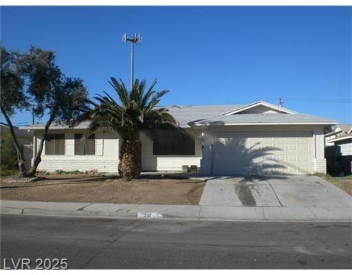 332 Huntly RD