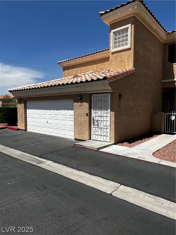 6905 Cobre Azul AVE