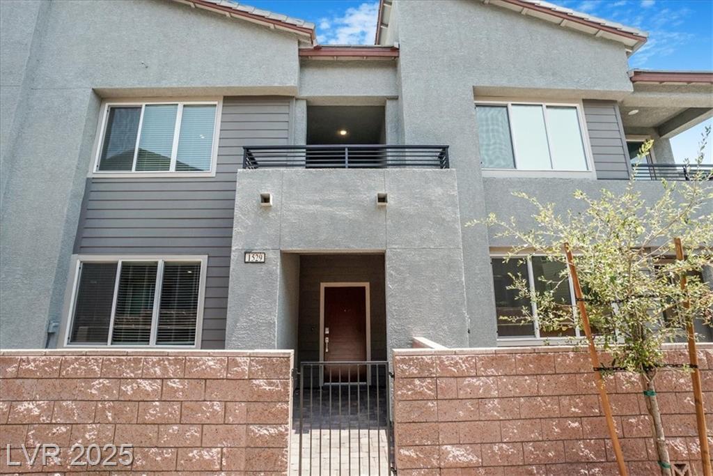 1529 Eva Crossing PL