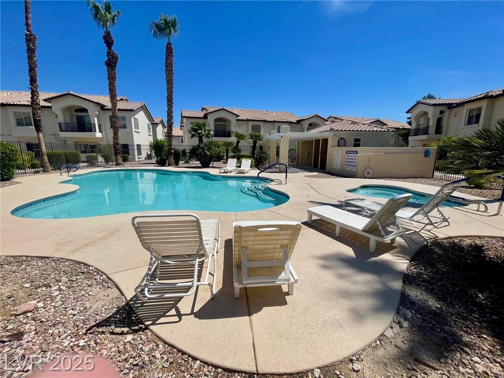 4810 Grey Wolf LN