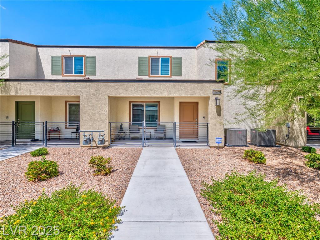 3509 Arcadian King AVE